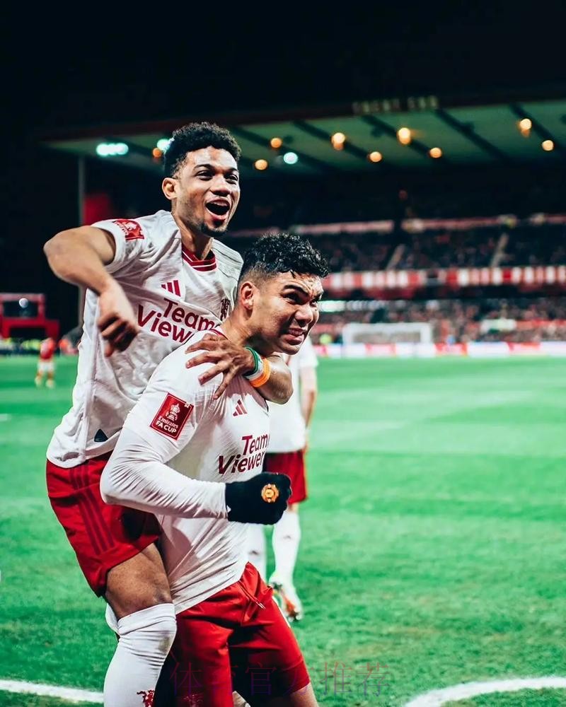 卡塞米罗:能适应任何类型比赛 很开心干“脏活” 卡塞米罗:能适应任何类型比赛 很开心干“脏活”