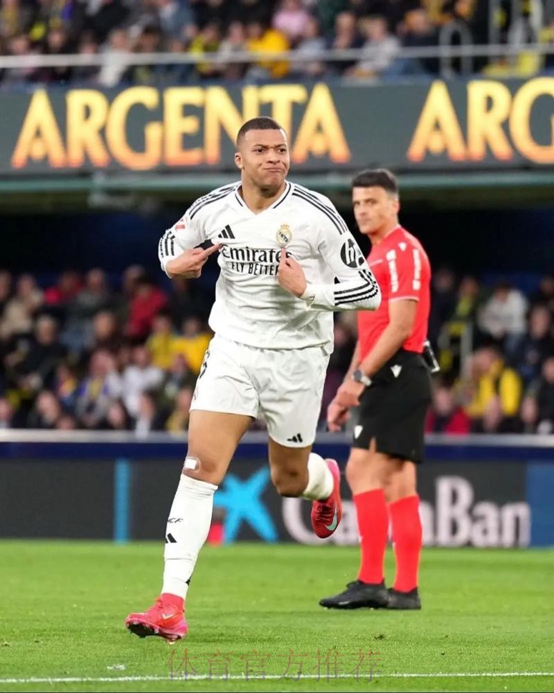 皇马正放弃引进姆巴佩 有信心一月敲定或明夏免签 皇马正放弃引进姆巴佩 有信心一月敲定或明夏免签